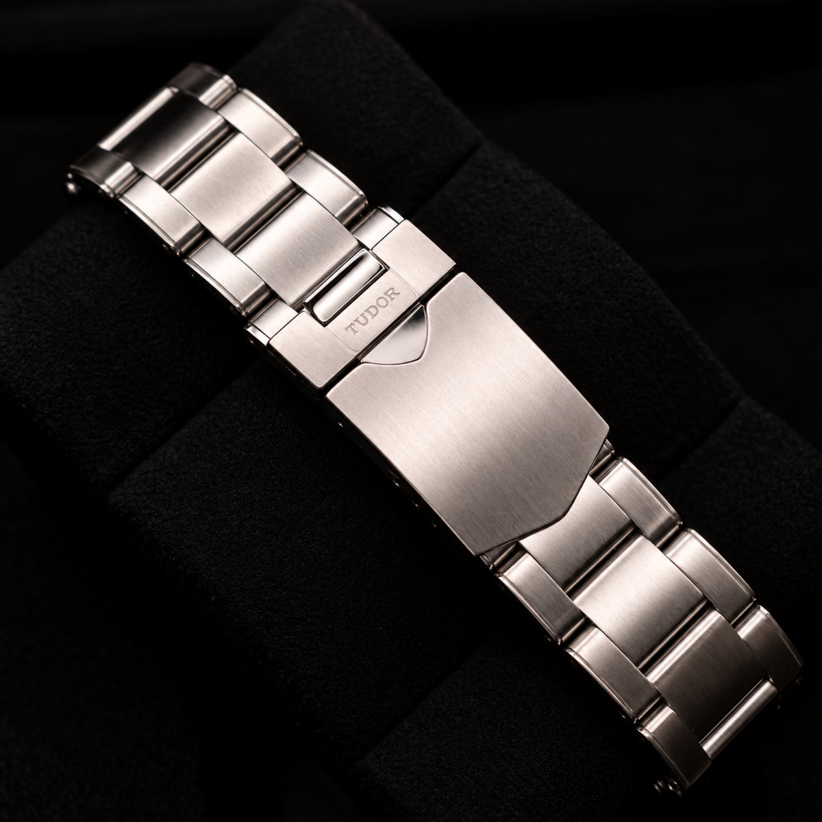 Tudor Black Bay GMT 41mm — Pepsi — 79830RB